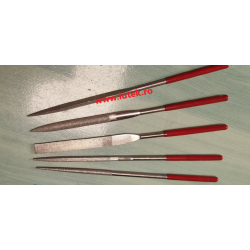 Set 5 pile diamantate cu maner cauciuc rosu